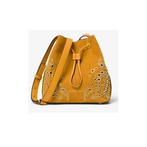 BRAND NEW- MICHEAL KORS Cary Mustard Bucket Bag